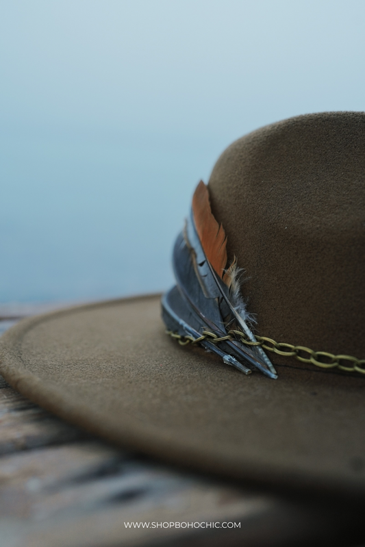 Mocha feathers fedora
